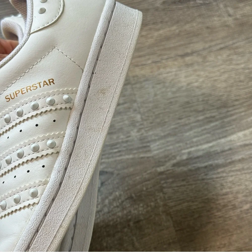 Adidas Studded Spikes White Superstars Sneakers 6 - Picture 9 of 12